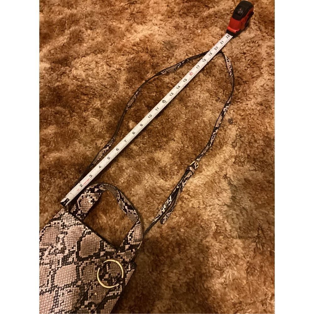 Small Faux Snakeskin Bag - Picture 5 of 8